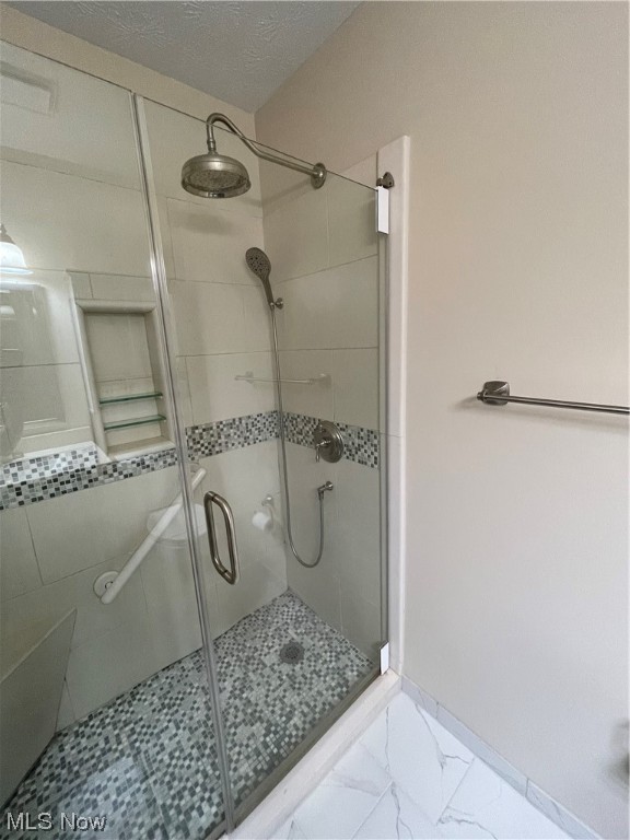 Royal Rdg Lane Condos - Residential