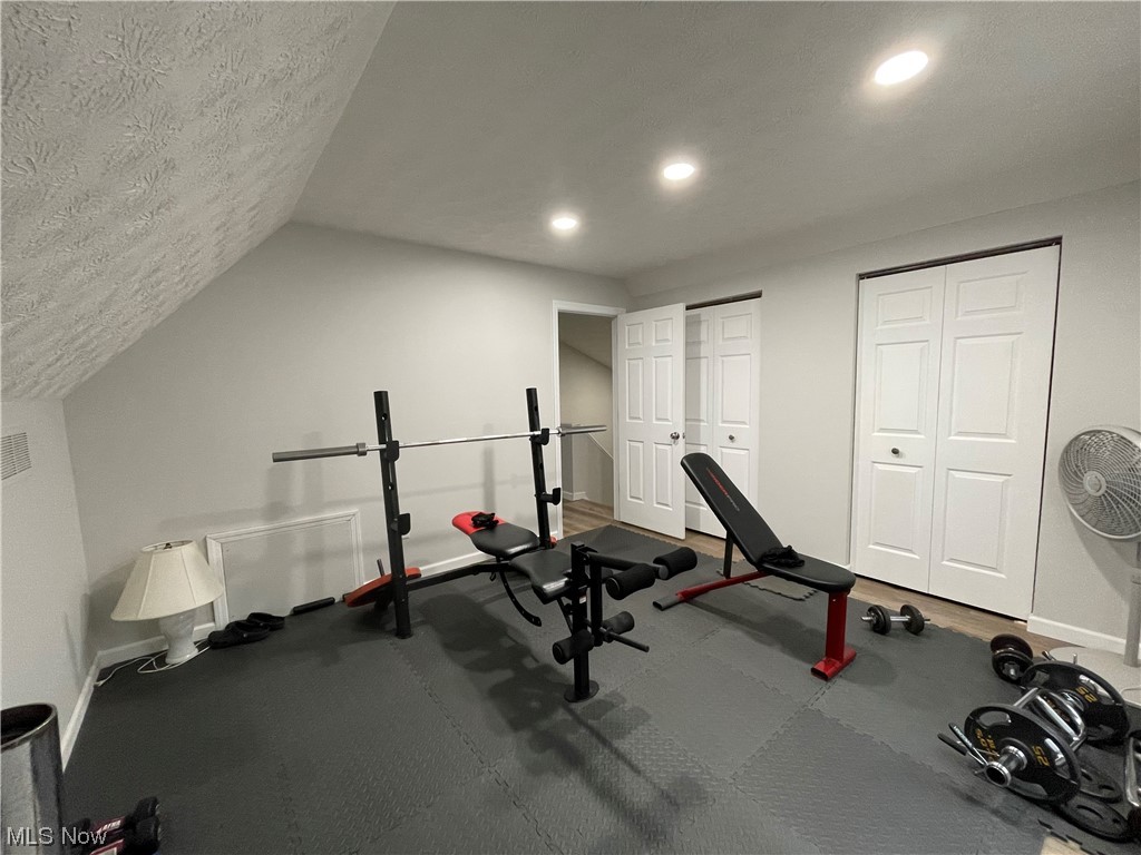 Royal Rdg Lane Condos - Residential