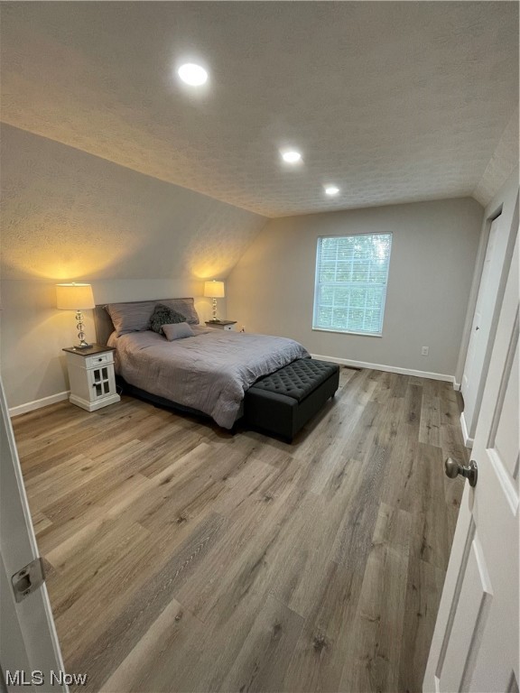 Royal Rdg Lane Condos - Residential