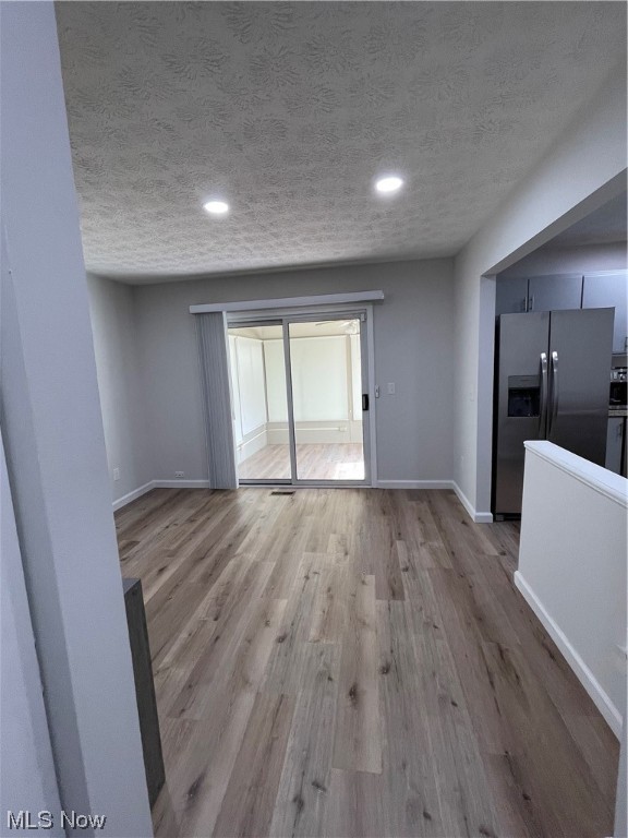 Royal Rdg Lane Condos - Residential