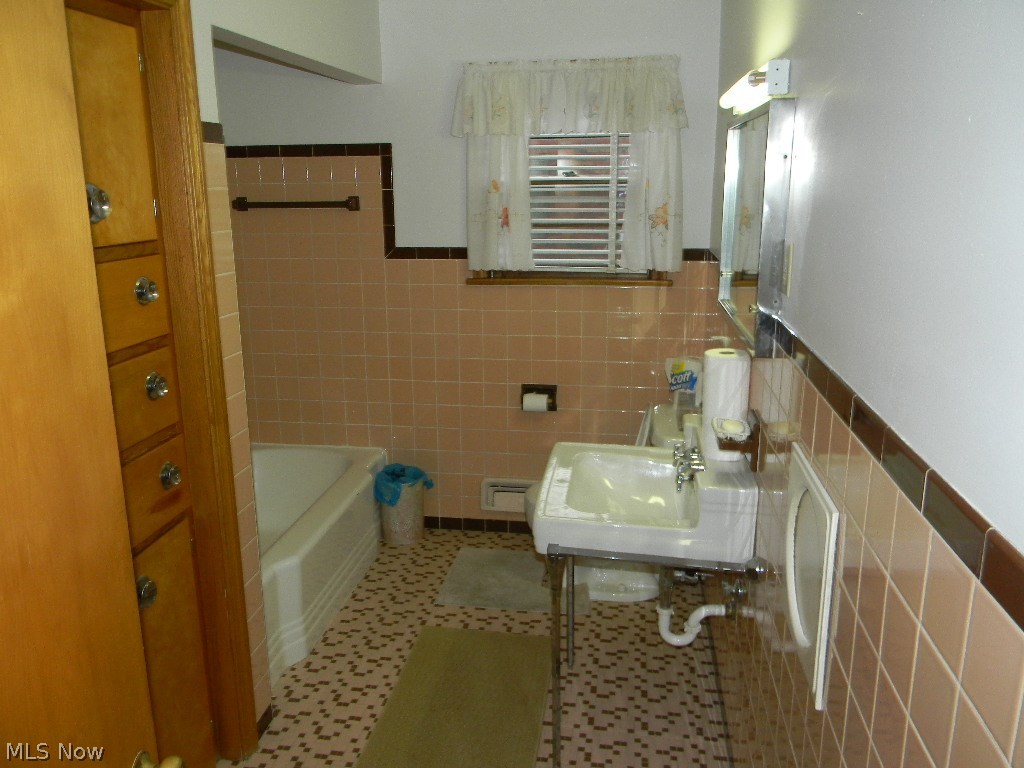 Zedaker 4 - Residential