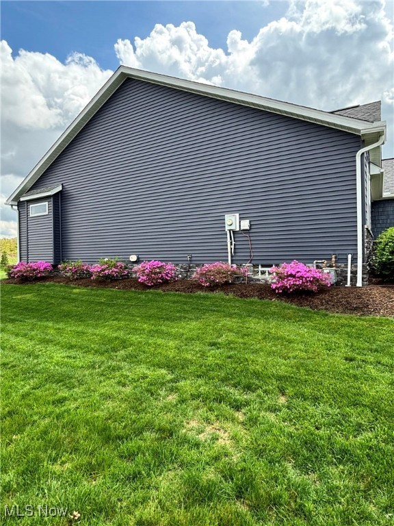 352 Heatherby Lane, Hartville, Ohio image 3
