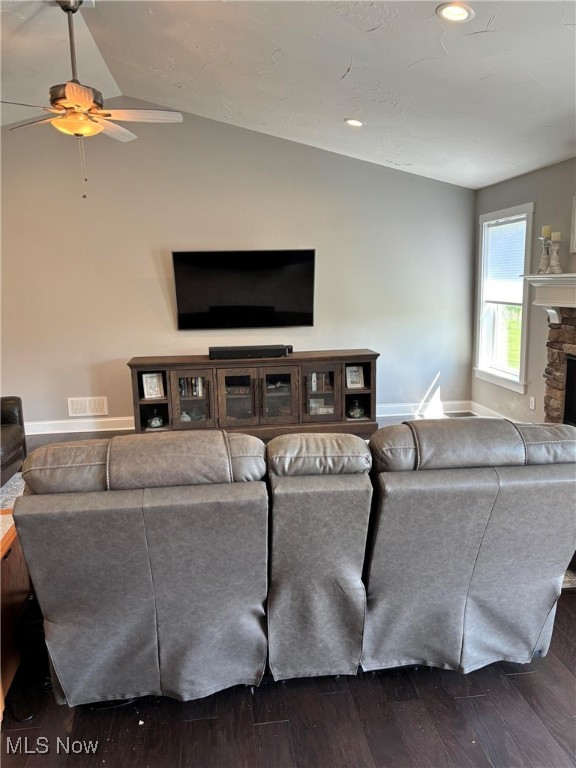 352 Heatherby Lane, Hartville, Ohio image 17
