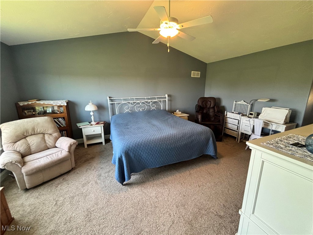 352 Heatherby Lane, Hartville, Ohio image 23