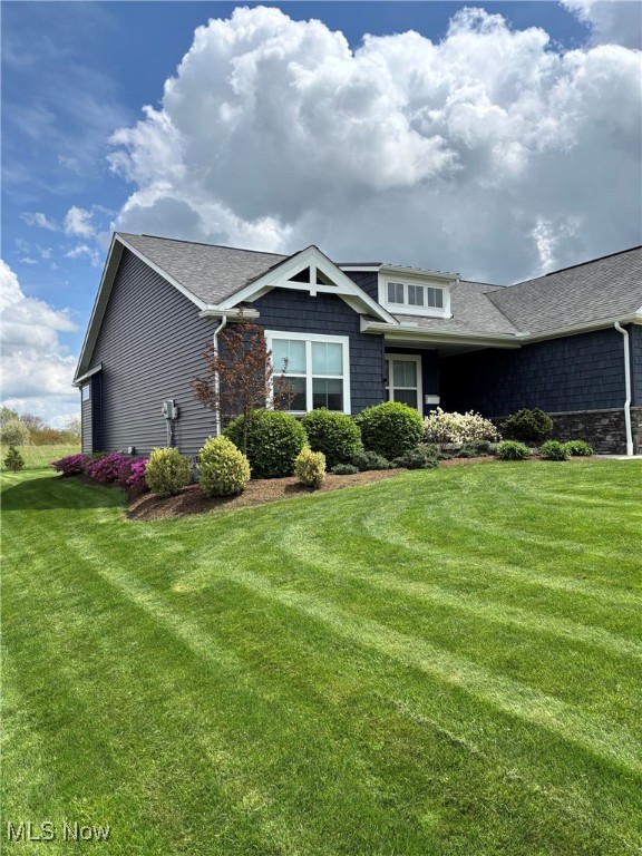 352 Heatherby Lane, Hartville, Ohio image 2