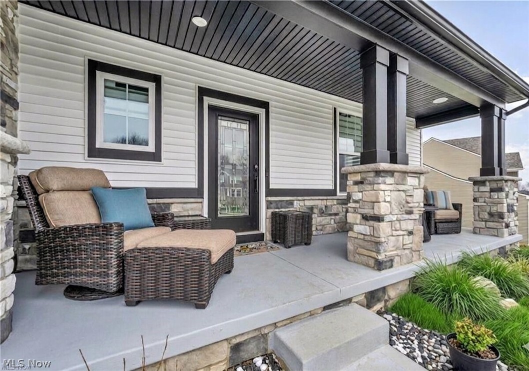 2818 Weeping Pine Drive