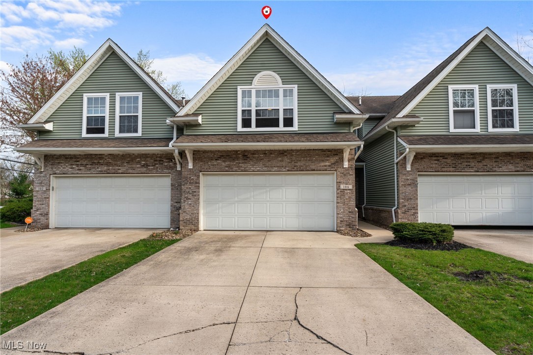 106 Stoney Brook Drive, Elyria, Ohio image 1