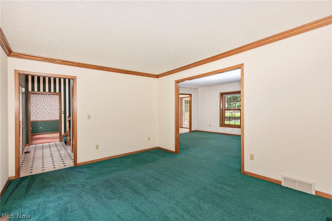 350 Branford Lane