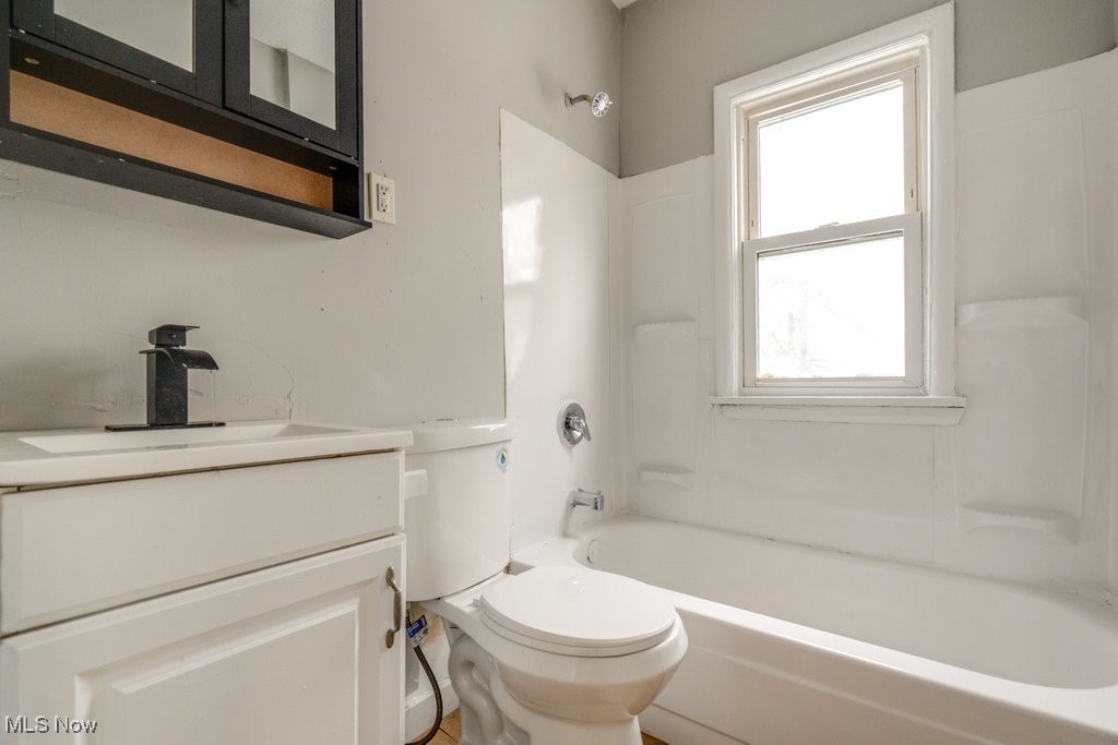 Ambler Realty Cos East 147th - Residential Income