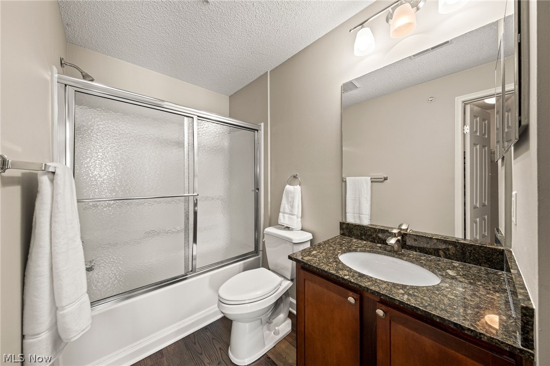 Fox Hollow/Woodhawk Condo - Residential