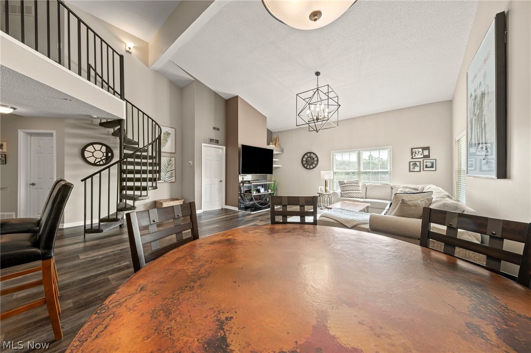 Fox Hollow/Woodhawk Condo - Residential