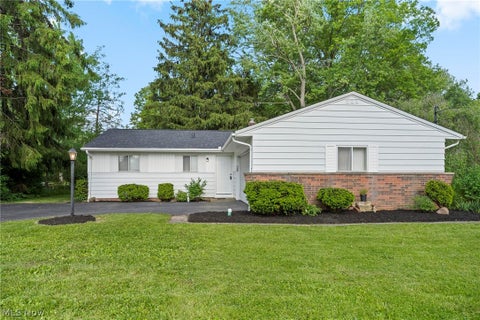Homes For Sale - 6389 Barton Road<br/> North Olmsted, OH 44070