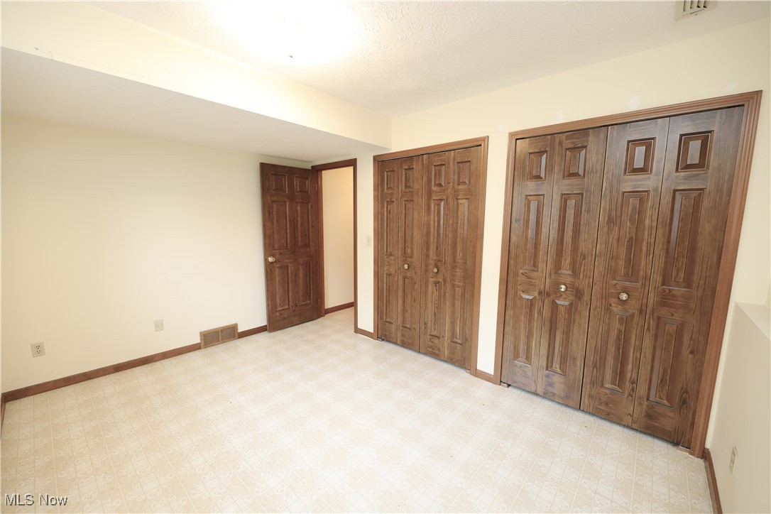 14421 Pine Lakes Drive, Strongsville, Ohio image 22