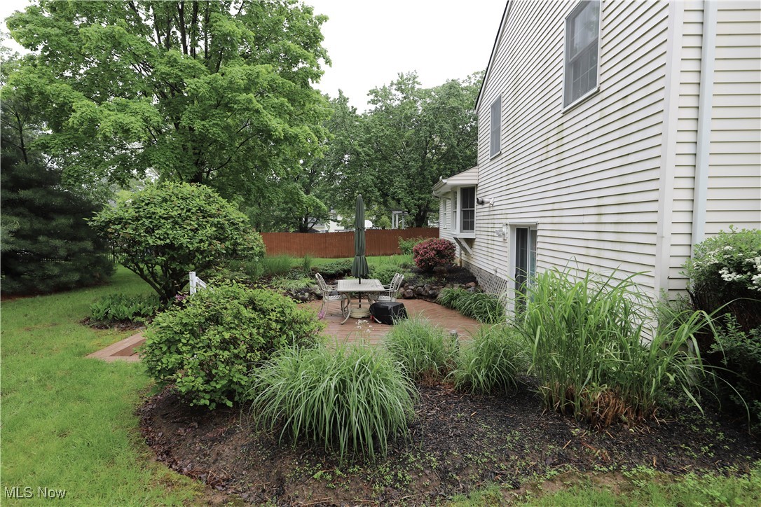 14421 Pine Lakes Drive, Strongsville, Ohio image 23