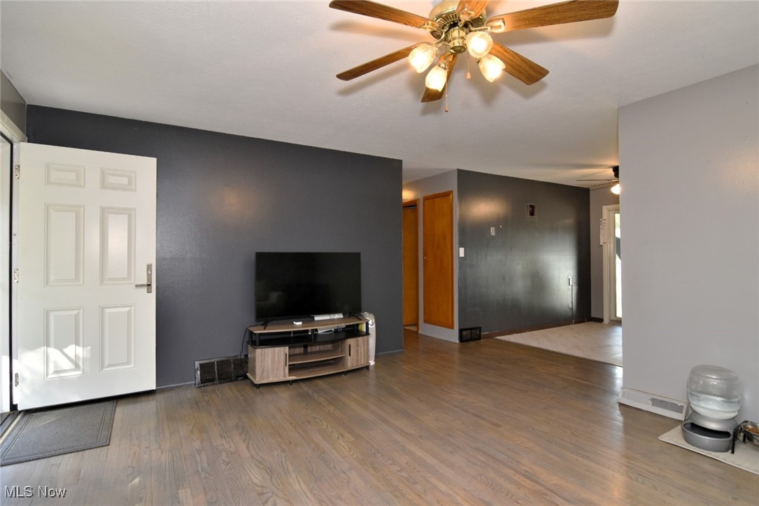 TIMOTHY LANE RE-SUB - Residential