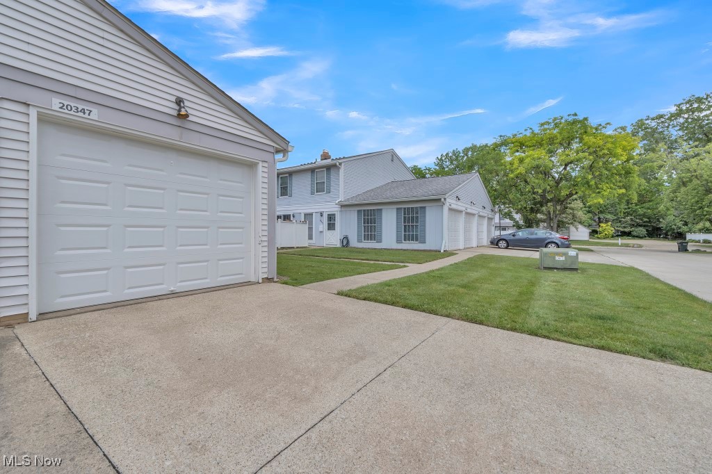 20347 Williamsburg Court 225B