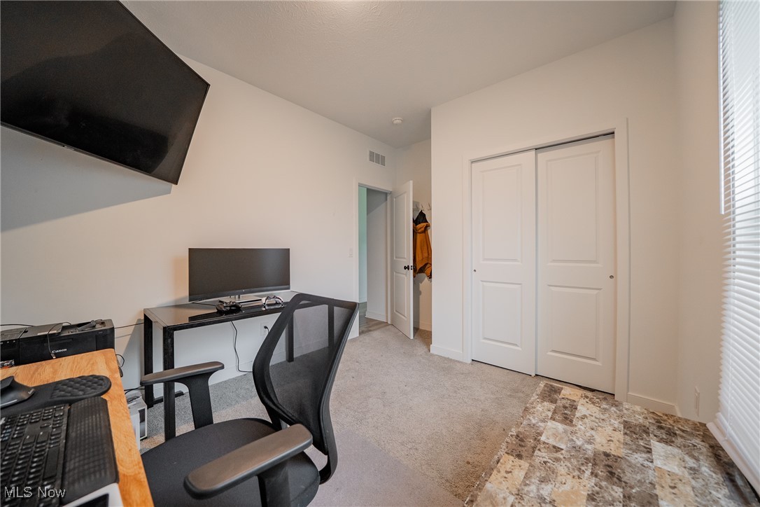 401 Pheasant Run, Elyria, Ohio image 30