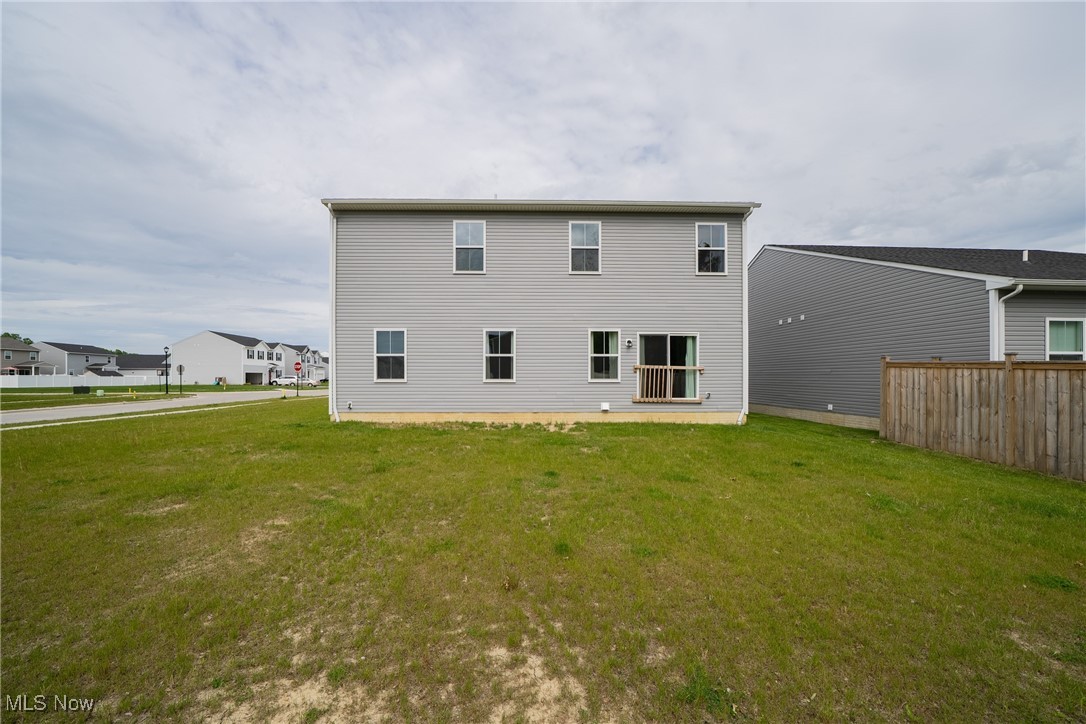 401 Pheasant Run, Elyria, Ohio image 5