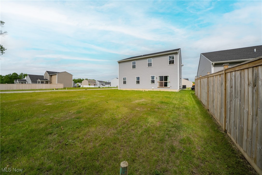 401 Pheasant Run, Elyria, Ohio image 6