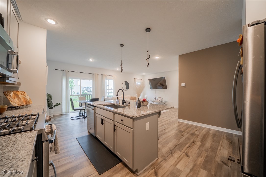 401 Pheasant Run, Elyria, Ohio image 23