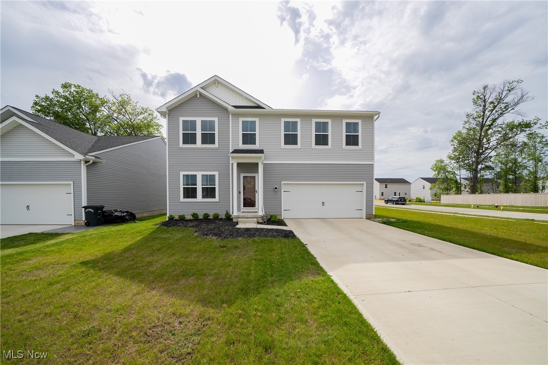 401 Pheasant Run, Elyria, Ohio image 1