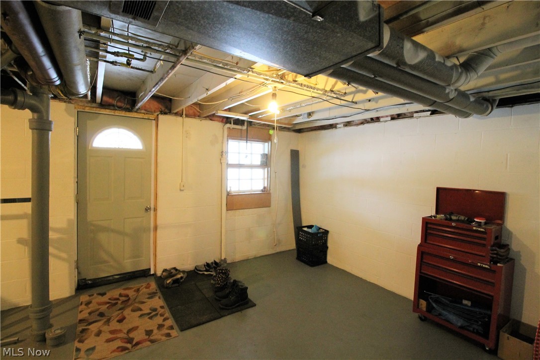 Tallmadge Road - Residential