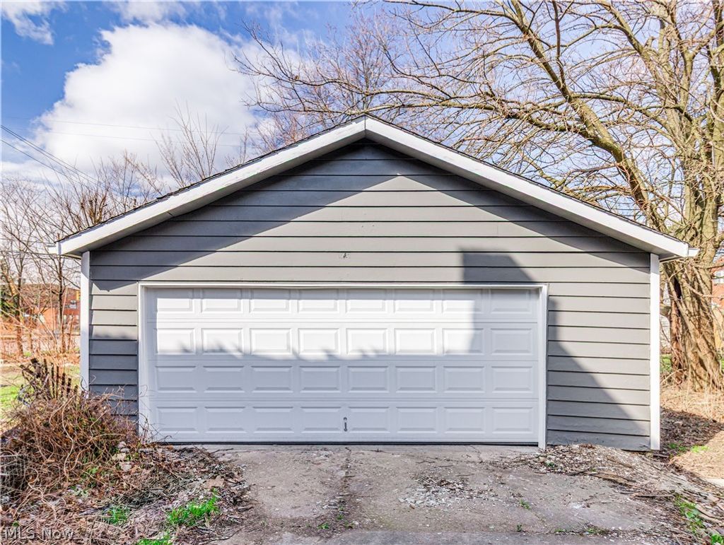 Photo of 4026 E 123rd Street, Cleveland, OH 44105 (MLS # 5187101)