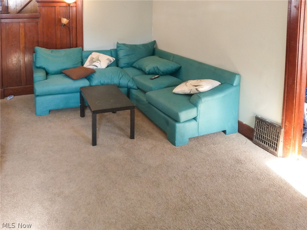 Voris & Steinbacher - Residential Income