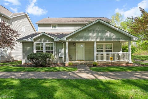 Homes For Sale - 4982 Penny Lane<br/> North Olmsted, OH 44070