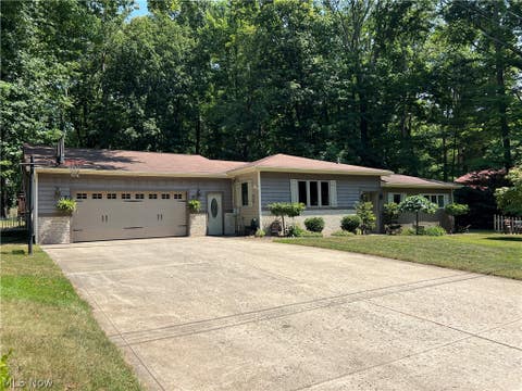 Homes For Sale - 7430 Whitewood Drive<br/> Ashtabula County, Ashtabula, OH 44004