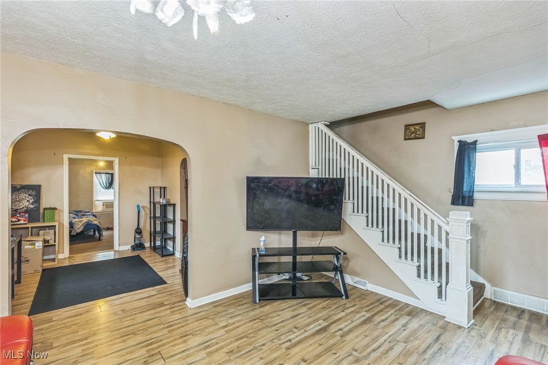 5742 Mccreery Avenue, Ashtabula, Ohio image 18