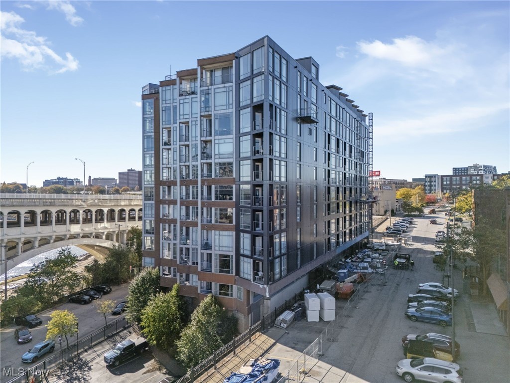 2222 Detroit Avenue 805