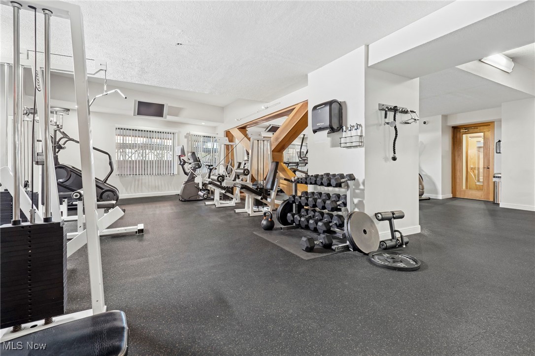 Cleveland, Ohio 44113, United States, 2 Bedrooms Bedrooms, ,2 BathroomsBathrooms,Residential,Active,237487