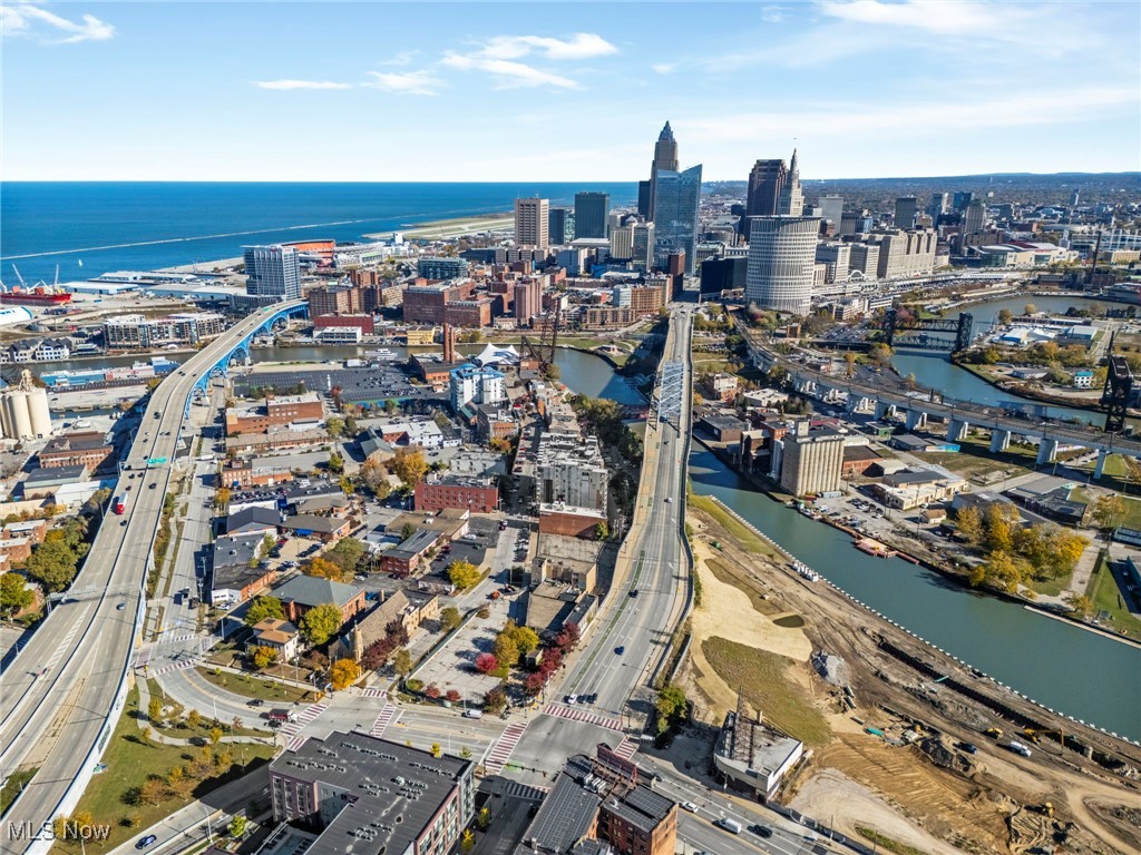 2222 Detroit Avenue 805