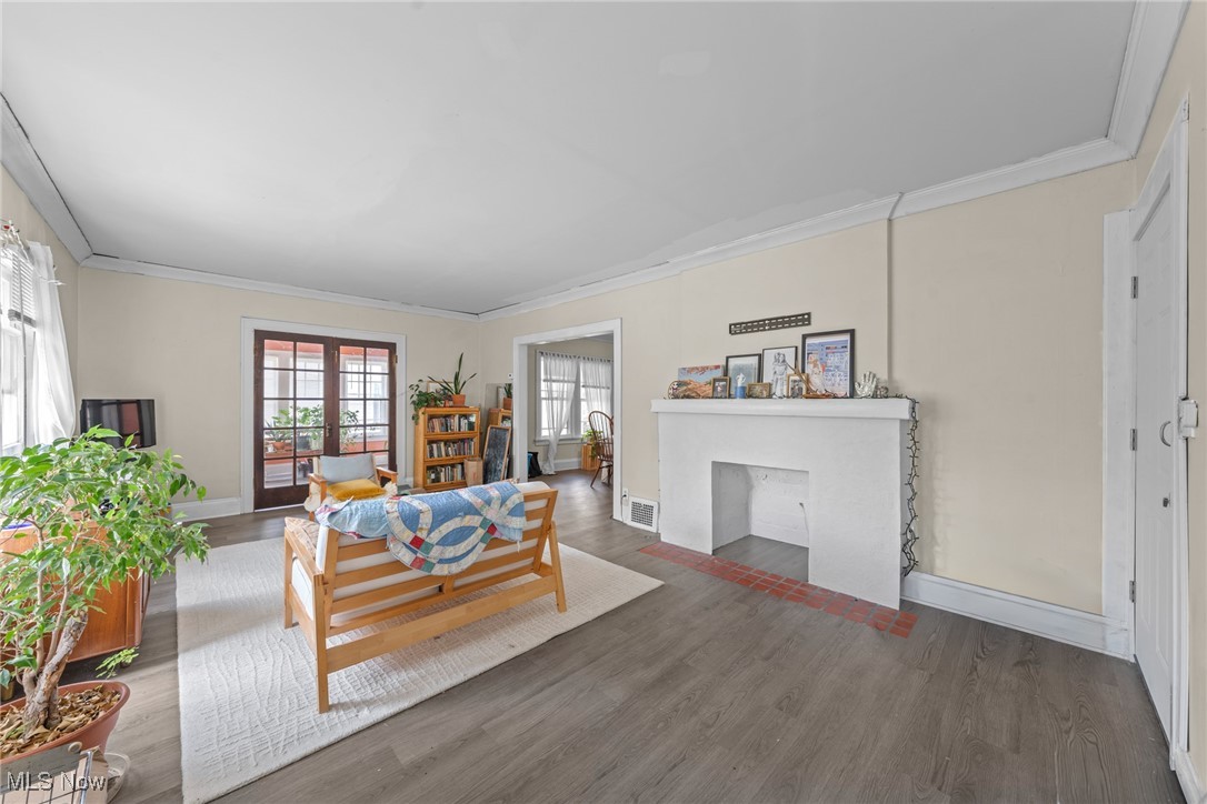 Coventry Park Land Companys - Residential Income