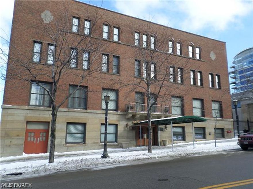 Located in the Historic Warehouse District, this historic property sits closer to Lake Erie than any other Condo building in Cleveland!

This 2 bedroom 1 bath lake front loft condo features oak hardwood floors, modern kitchen with stainless steel appliances, granite throughout, kitchen island that sits three, 12’ ceilings, two spacious bedrooms with windows allowing ample natural light, formal foyer with gallery space and an open floor plan with a wall of windows facing Lake Erie and Browns Stadium. Tax abated. 

Amenities include keyless entry, fitness center, roof-top deck and attached gated parking.