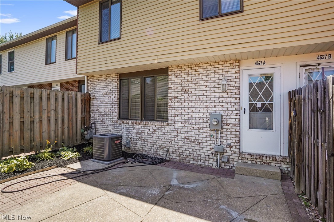 Huntington Park - Residential