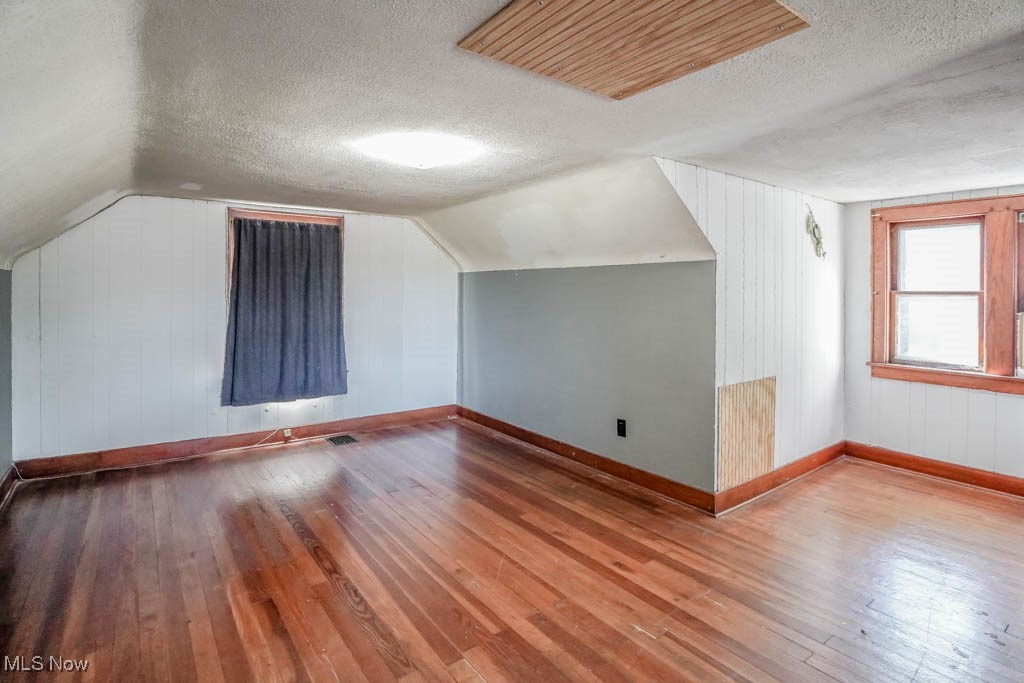 Hw Limbert - Residential