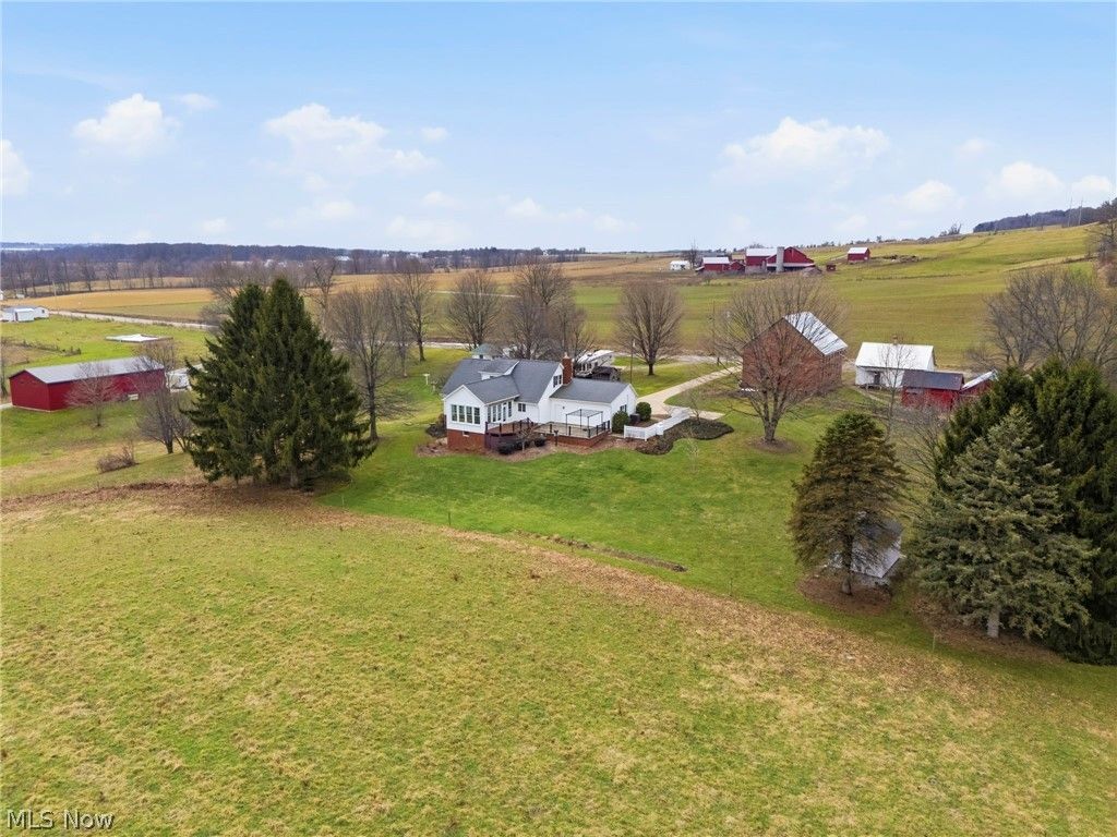 Photo of 4860 SW Lebanon Road, Dalton, OH 44618 (MLS # 5188648)