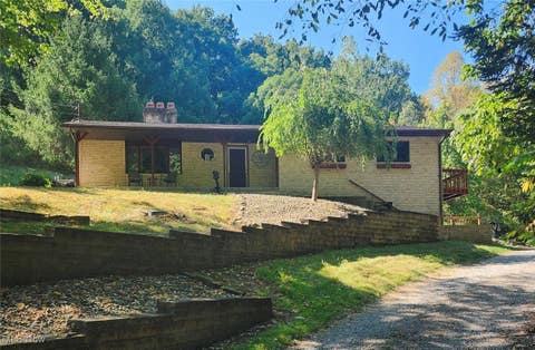 Photo for 6728 Wolf Run Road SE