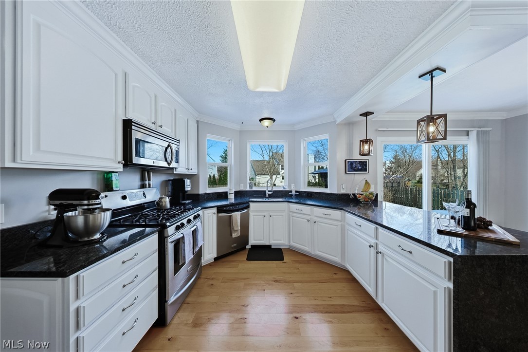 Oak Tree Vill - Residential