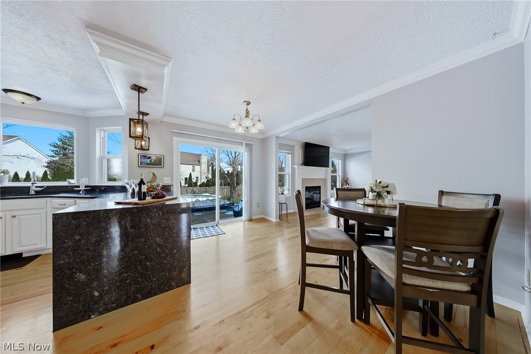 Oak Tree Vill - Residential