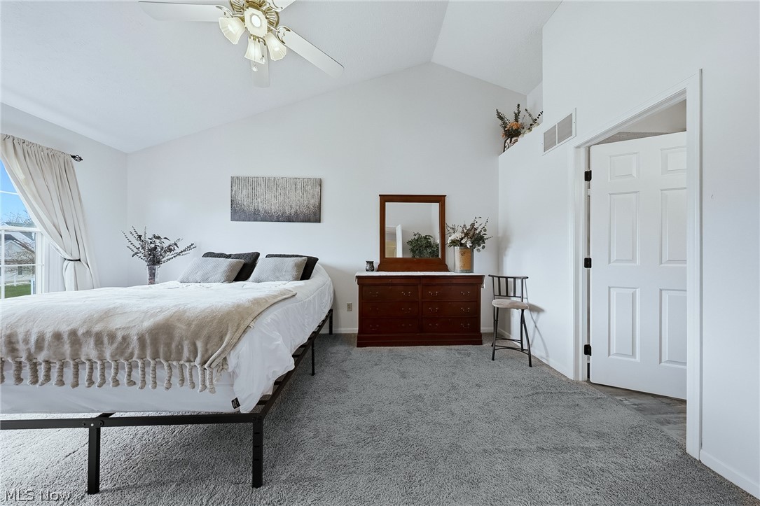 Oak Tree Vill - Residential