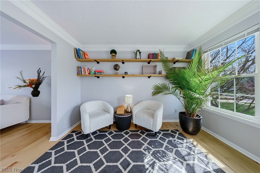 Oak Tree Vill - Residential