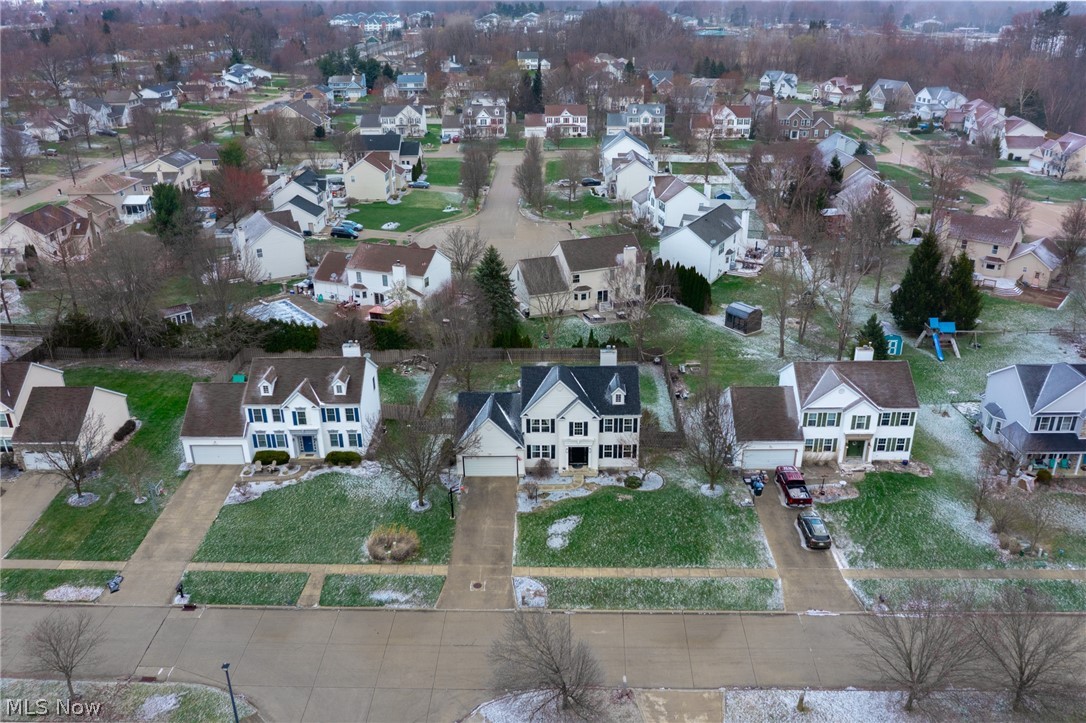 Oak Tree Vill - Residential