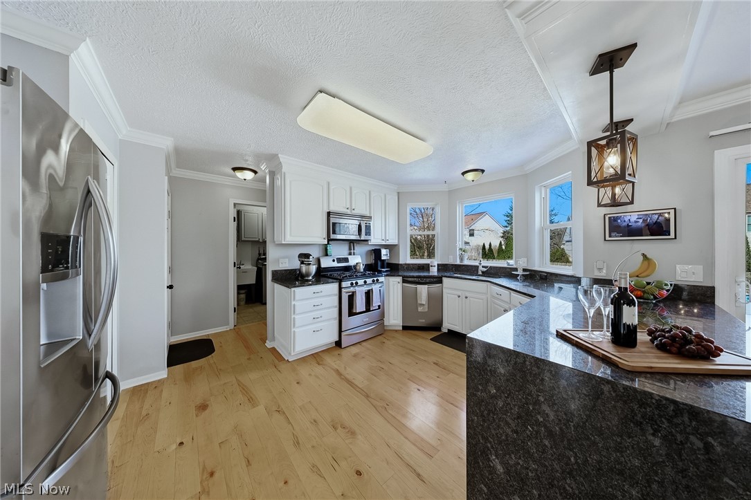 Oak Tree Vill - Residential