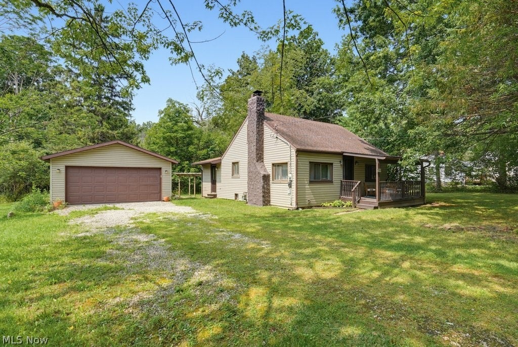 7590 Hickory Road