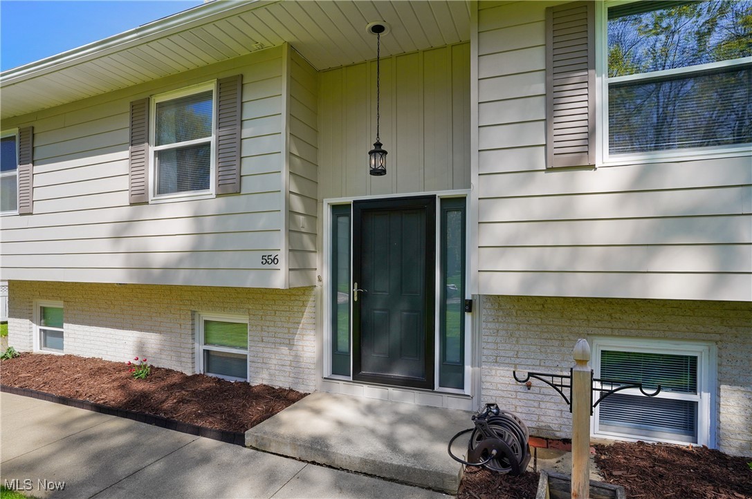 556 Timothy Drive, Tallmadge, Ohio image 2