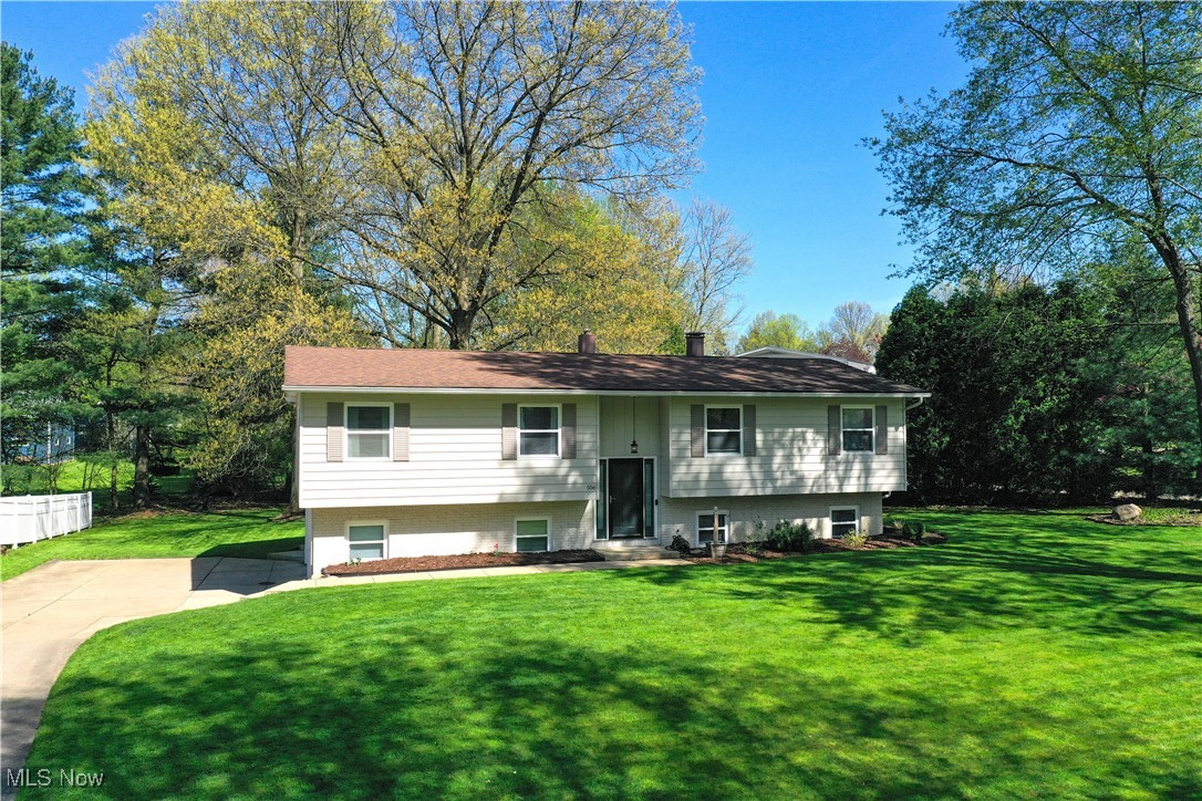 556 Timothy Drive, Tallmadge, Ohio image 1