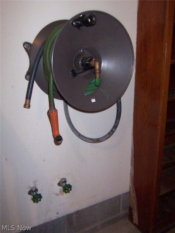 Woodbury Condo - Residential